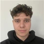 Alumno de ingeniería industrial en la universidad de Vigo. Clases de física y matemáticas para alumnos hasta bachillerato